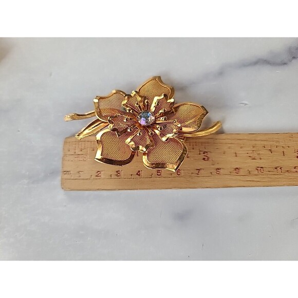 Prong Set Rhinestone Gold Tone Metal Floral Brooch Vintage, READ - Picture 9 of 10